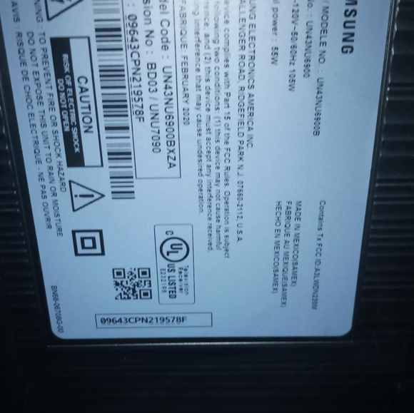 Samsung smart tv! With remote control! - Picture 4 of 4